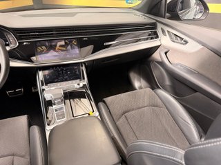 Audi Q8 50 TDI 210kW Black Line Plus quattro tip