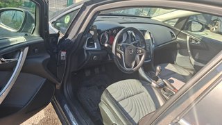 Opel Astra 2014