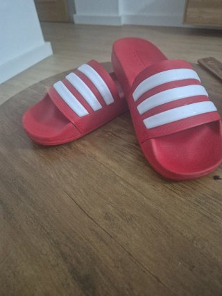 Chanclas Adidas Adilette Rojas