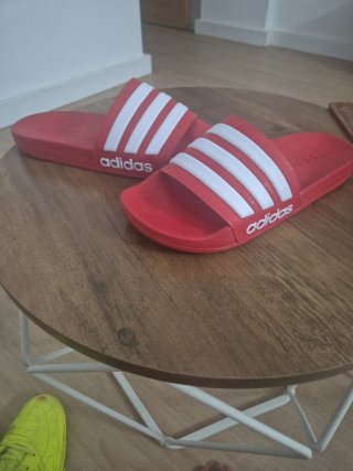 Chanclas Adidas Adilette Rojas