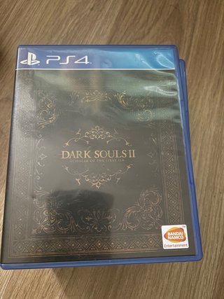 PS4 (PlayStation 4) Negra + Mando + Juegos