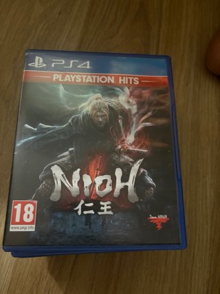 PS4 (PlayStation 4) Negra + Mando + Juegos