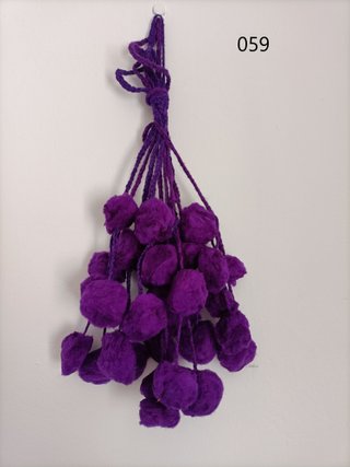 Pompones de lana decorativos varios colores