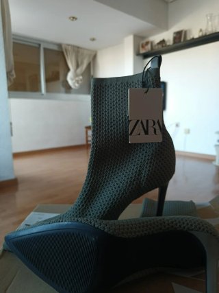 Botines Zara Verdes Tacon Aguja