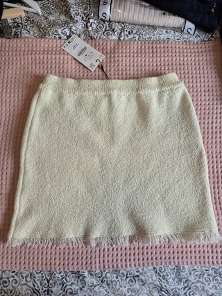 Minifalda Zara Punto Crudo Talla L nueva
