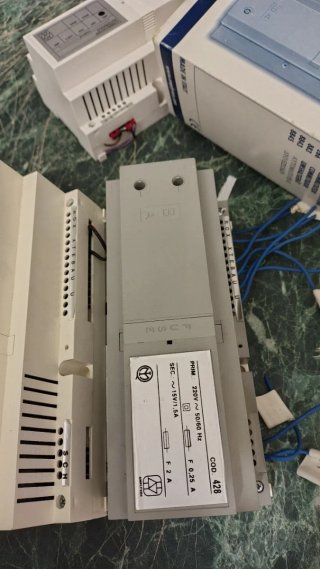 Alimentatore Citofonico Amplivox 428