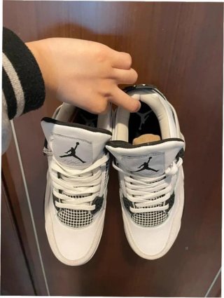 Jordan 4 Retro Military Negro Talla 45