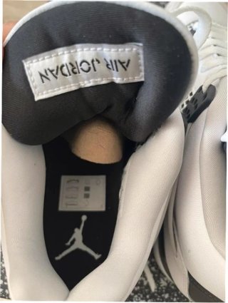 Jordan 4 Retro Military Negro EU44