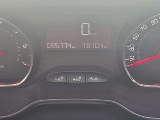 Peugeot 208 1.2i 82cv. STYLE