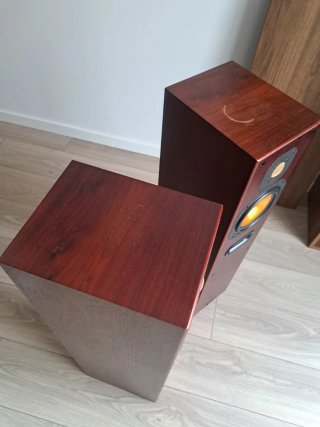 Altavoces Pie Monitor Audio 703 PMC en buen estado