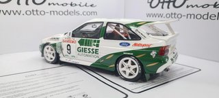 Ford Escort RS Cosworth rally 1/18 Otto