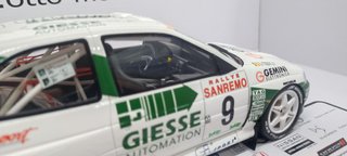 Ford Escort RS Cosworth rally 1/18 Otto