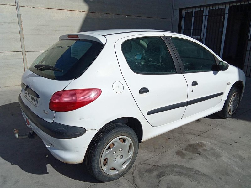 Peugeot 206 2002, foto 2