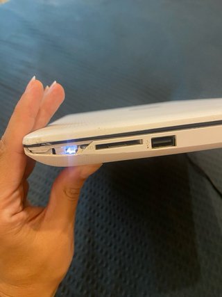 HP 15,6" i3 • SSD 256GB • Funciona perfectamente