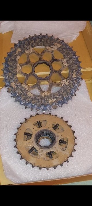 Cassette Shimano SLX 11-42 CS-M7000 11 Velocidades