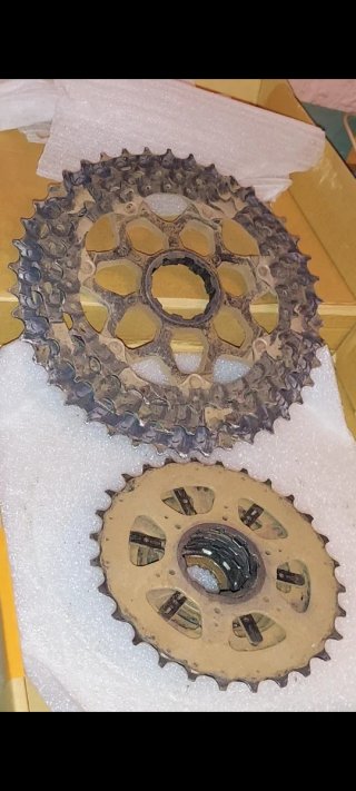 Cassette Shimano SLX 11-42 CS-M7000 11 Velocidades