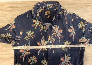 Camisa Estampada Palmeras Talla L