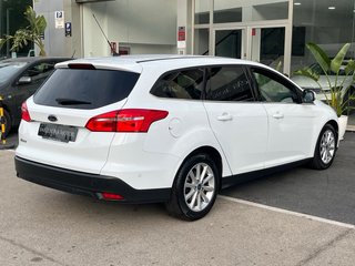 Ford Focus (etiqueta verde “c”)