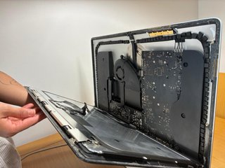 iMac 21 2013 para piezas con 2 RAM 4gb