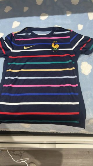 Camiseta Francia Nike Rayas Colores Talla 11/12