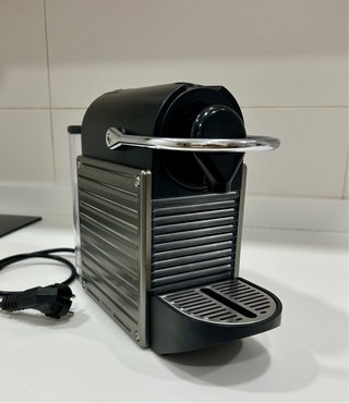 Cafetera Nespresso Krups Pixie