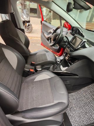 Peugeot 2008 -Año 2019
