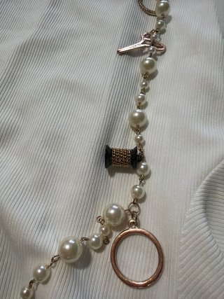 Collana perline charms macchina cucito forbici