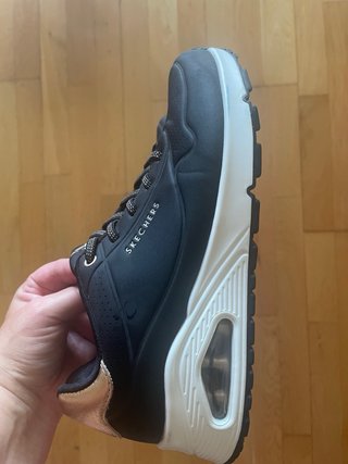 Zapatillas Skechers Talla 38.5 Negro/Dorado