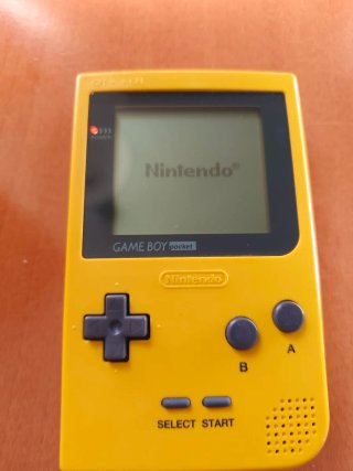 Nintendo Game Boy Pocket Amarilla