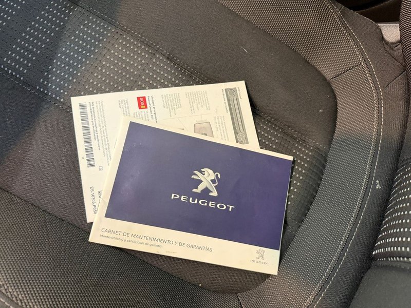 Peugeot 308 2017, foto 15