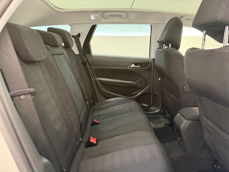 Peugeot 308 2017, foto 23