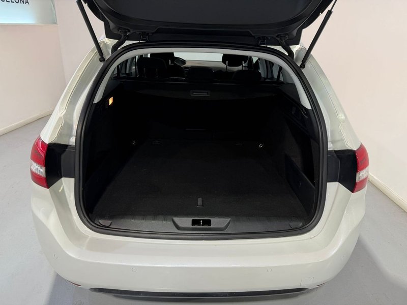 Peugeot 308 2017, foto 26
