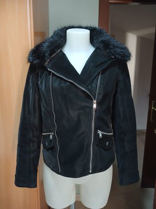 Chaqueta Guess XS/S moderna + regalo