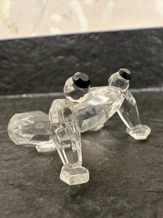 9 figuras cristal facetado y vitrina expositora