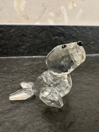 9 figuras cristal facetado y vitrina expositora