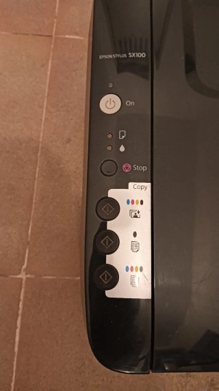 Impresora Epson con cartuchos