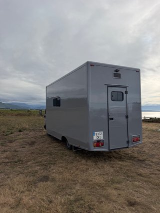 Nissan Cabstar 2003