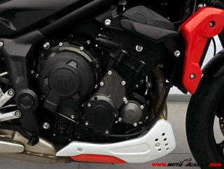 TRIUMPH TRIDENT 660 ¿A2?