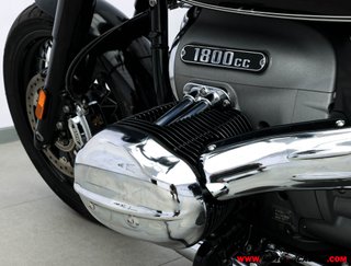 BMW R 18