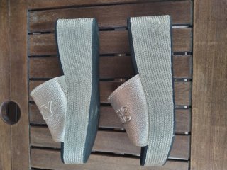 Sandalias cuña Tommy Jeans Doradas marca original