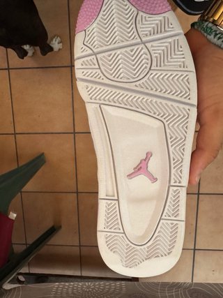 Zapatillas Jordan Rojas y Blancas