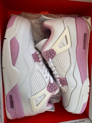 Zapatillas Jordan Rojas y Blancas
