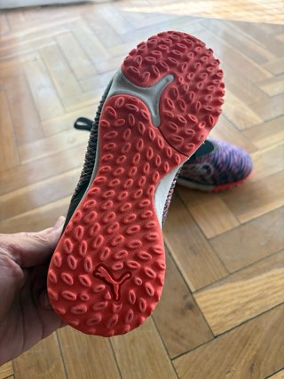 Botas de fútbol Puma Future multitacos talla 33
