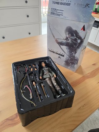 Figura Play Arts Kai Rise of the Tomb Raider