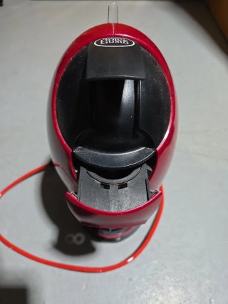 Cafetera Dolce Gusto Delonghi Roja