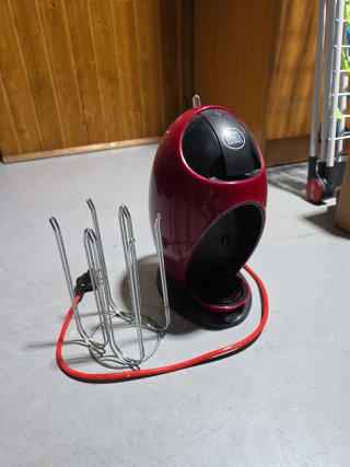 Cafetera Dolce Gusto Delonghi Roja