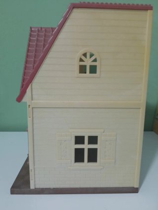 Casa Sylvanian Families con figuras