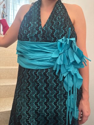 Vestido de fiesta zapatos y bolso