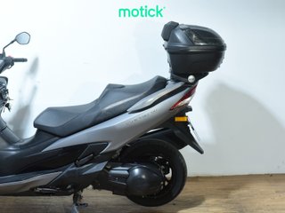 SUZUKI BURGMAN 400
