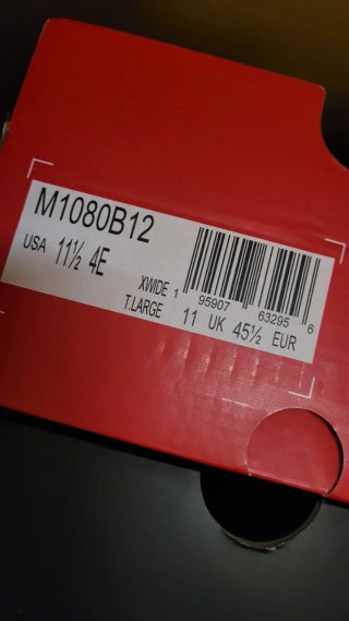 New Balance M1080 Talla 45.5 Zapatillas Usadas